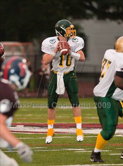 Thumbnail 3 in 9th Annual Shrine Chowder Bowl Classic  (West vs Central) photogallery.