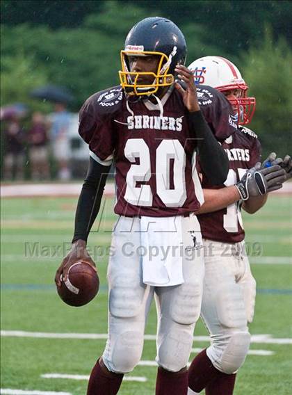 Thumbnail 3 in 9th Annual Shrine Chowder Bowl Classic  (West vs Central) photogallery.