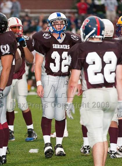 Thumbnail 1 in 9th Annual Shrine Chowder Bowl Classic  (West vs Central) photogallery.