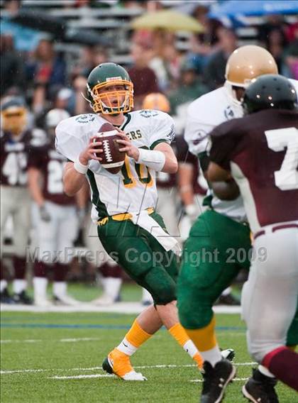 Thumbnail 2 in 9th Annual Shrine Chowder Bowl Classic  (West vs Central) photogallery.