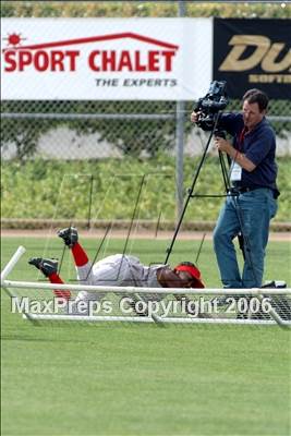 Thumbnail 1 in Cantwell vs Serra (D7 Section Final) photogallery.