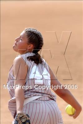Thumbnail 2 in Cantwell vs Serra (D7 Section Final) photogallery.