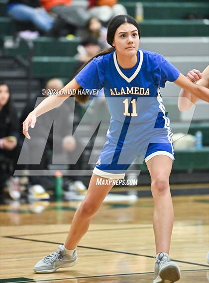 Thumbnail 3 in Alameda vs D'Evelyn photogallery.