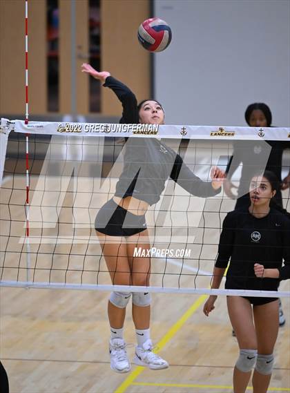 Thumbnail 3 in Archbishop Mitty @ Saint Francis (CIF State Regional Open Division Final) photogallery.