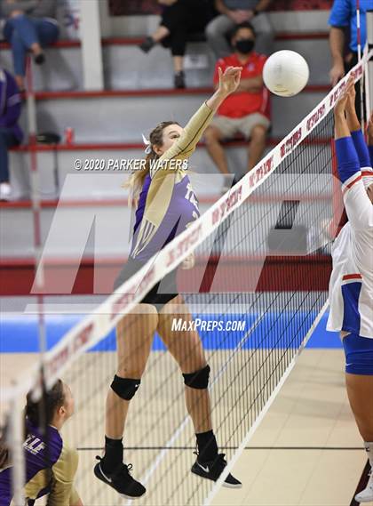 Thumbnail 1 in Hahnville @ John Curtis Christian photogallery.