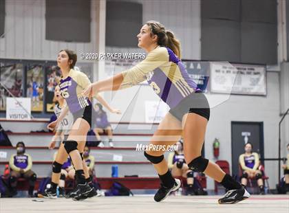 Thumbnail 1 in Hahnville @ John Curtis Christian photogallery.