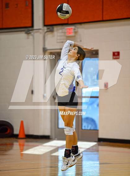 Thumbnail 3 in Somerville vs Anderson-Shiro photogallery.