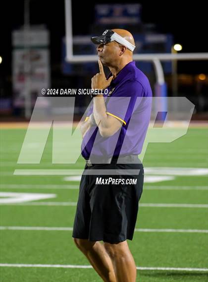Thumbnail 2 in Westwood vs Mesa photogallery.