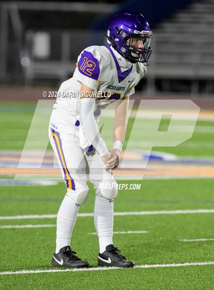 Thumbnail 2 in Westwood vs Mesa photogallery.