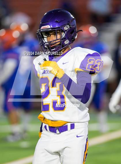 Thumbnail 1 in Westwood vs Mesa photogallery.