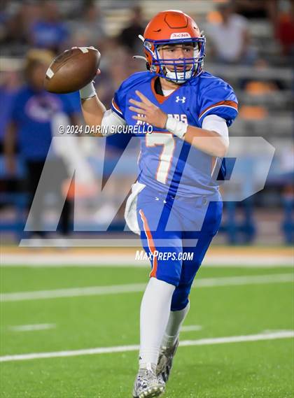Thumbnail 1 in Westwood vs Mesa photogallery.