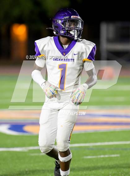 Thumbnail 2 in Westwood vs Mesa photogallery.