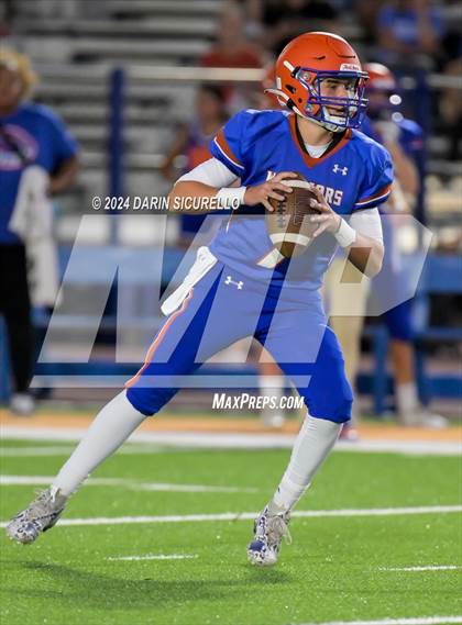 Thumbnail 1 in Westwood vs Mesa photogallery.