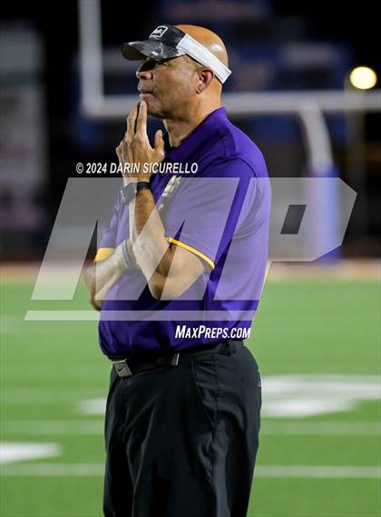 Thumbnail 1 in Westwood vs Mesa photogallery.