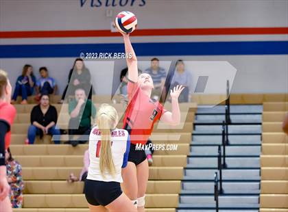 Thumbnail 2 in Oak Ridge vs Grand Oaks photogallery.