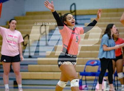 Thumbnail 1 in Oak Ridge vs Grand Oaks photogallery.