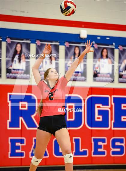 Thumbnail 3 in Oak Ridge vs Grand Oaks photogallery.