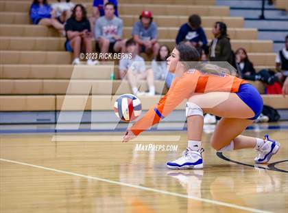 Thumbnail 3 in Oak Ridge vs Grand Oaks photogallery.