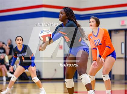 Thumbnail 2 in Oak Ridge vs Grand Oaks photogallery.