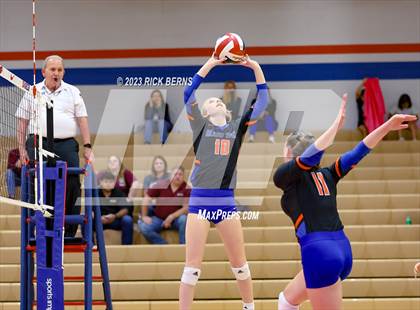 Thumbnail 1 in Oak Ridge vs Grand Oaks photogallery.