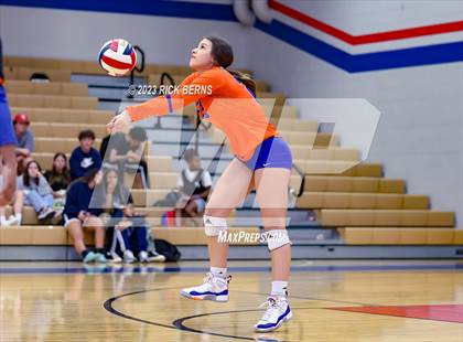 Thumbnail 2 in Oak Ridge vs Grand Oaks photogallery.