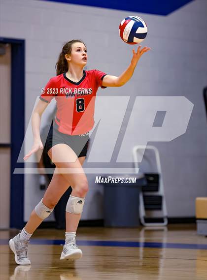 Thumbnail 1 in Oak Ridge vs Grand Oaks photogallery.