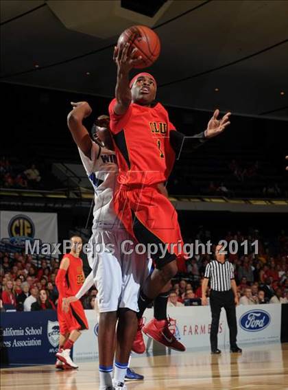 Thumbnail 3 in Windward vs. Orange Lutheran (CIF SS 4AA Final) photogallery.
