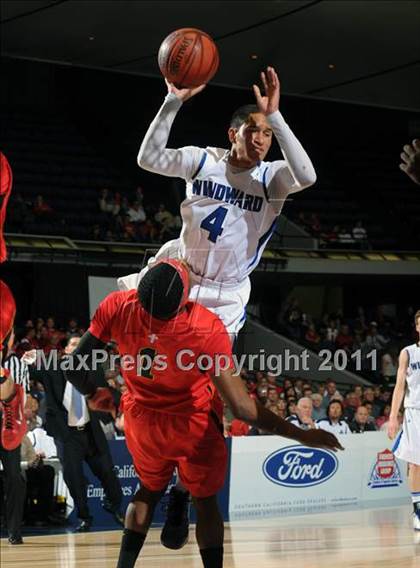 Thumbnail 2 in Windward vs. Orange Lutheran (CIF SS 4AA Final) photogallery.