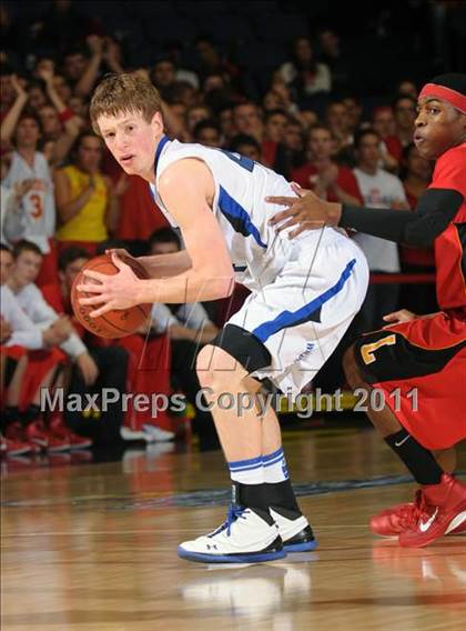 Thumbnail 3 in Windward vs. Orange Lutheran (CIF SS 4AA Final) photogallery.