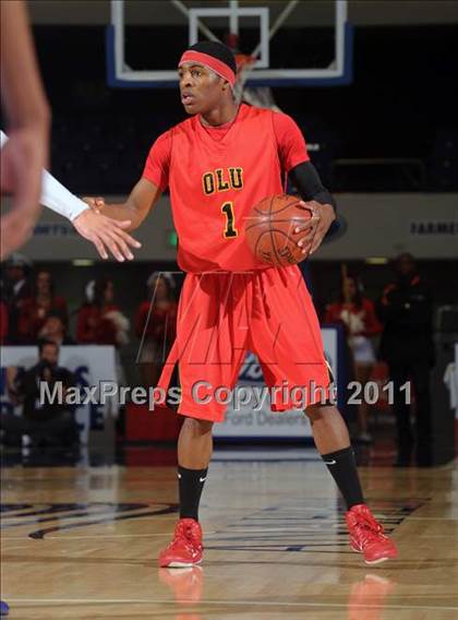 Thumbnail 1 in Windward vs. Orange Lutheran (CIF SS 4AA Final) photogallery.