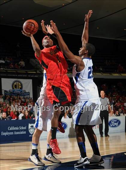 Thumbnail 3 in Windward vs. Orange Lutheran (CIF SS 4AA Final) photogallery.