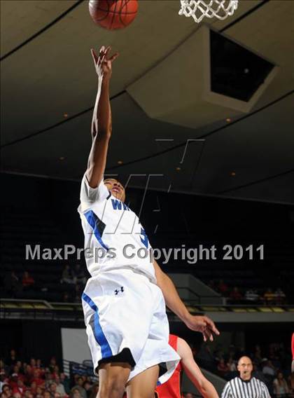 Thumbnail 1 in Windward vs. Orange Lutheran (CIF SS 4AA Final) photogallery.