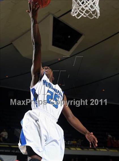 Thumbnail 3 in Windward vs. Orange Lutheran (CIF SS 4AA Final) photogallery.