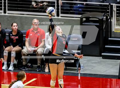 Thumbnail 1 in Lorena vs. Gunter (UIL Volleyball 3A Semi-Finals)  photogallery.