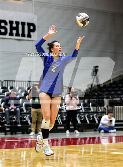 Thumbnail 2 in Lorena vs. Gunter (UIL Volleyball 3A Semi-Finals)  photogallery.