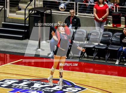 Thumbnail 2 in Lorena vs. Gunter (UIL Volleyball 3A Semi-Finals)  photogallery.