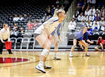 Thumbnail 1 in Lorena vs. Gunter (UIL Volleyball 3A Semi-Finals)  photogallery.