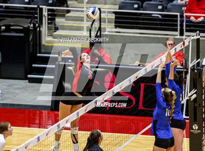 Thumbnail 1 in Lorena vs. Gunter (UIL Volleyball 3A Semi-Finals)  photogallery.