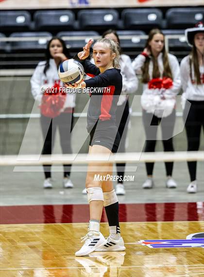 Thumbnail 1 in Lorena vs. Gunter (UIL Volleyball 3A Semi-Finals)  photogallery.