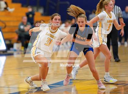 Thumbnail 2 in New Berlin West @ Kettle Moraine photogallery.