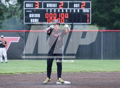 Thumbnail 1 in Mascoutah vs Triad (IHSA 3A Sectional) photogallery.
