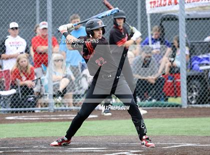Thumbnail 3 in Mascoutah vs Triad (IHSA 3A Sectional) photogallery.