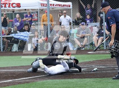 Thumbnail 3 in Mascoutah vs Triad (IHSA 3A Sectional) photogallery.