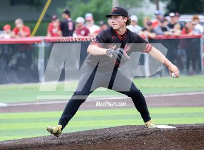 Thumbnail 2 in Mascoutah vs Triad (IHSA 3A Sectional) photogallery.