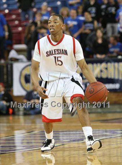 Thumbnail 1 in Salesian vs. Windward (CIF State D4 Final) photogallery.