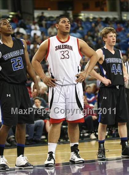 Thumbnail 3 in Salesian vs. Windward (CIF State D4 Final) photogallery.