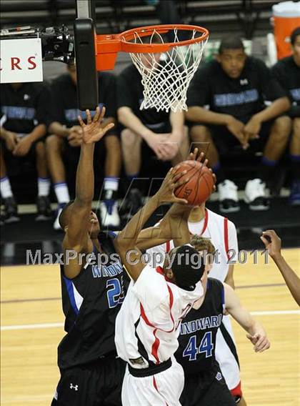 Thumbnail 1 in Salesian vs. Windward (CIF State D4 Final) photogallery.
