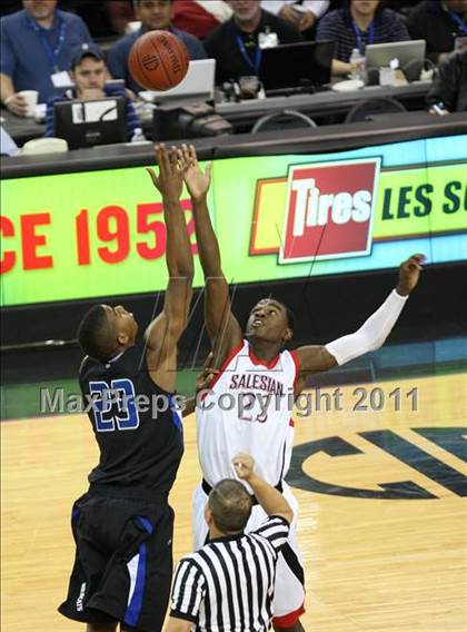 Thumbnail 2 in Salesian vs. Windward (CIF State D4 Final) photogallery.