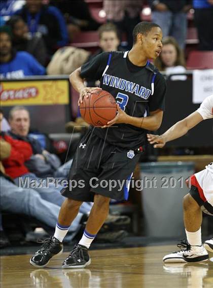 Thumbnail 3 in Salesian vs. Windward (CIF State D4 Final) photogallery.