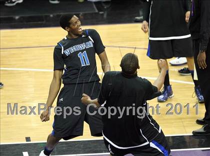 Thumbnail 3 in Salesian vs. Windward (CIF State D4 Final) photogallery.